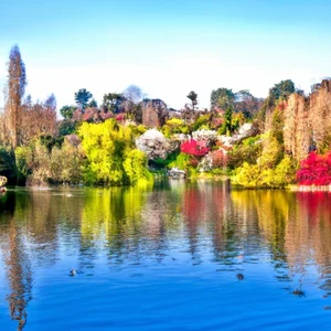Battersea Park: zoo, lakes and gardens on the Thames