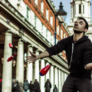 Covent Garden Juggling Lesson: Learn from the best street performers